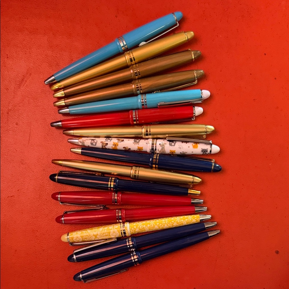 Mixed Assorted Ballpoint Pens - Multiple Colors